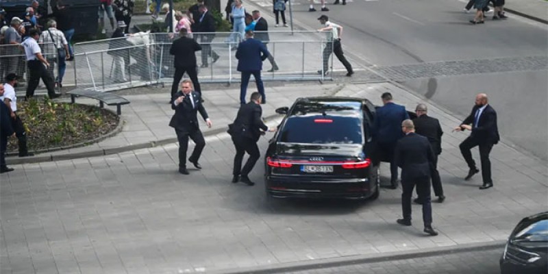 গুলিবিদ্ধ স্লোভাকিয়ার প্রধানমন্ত্রী॥ অবস্থা আশঙ্কাজনক