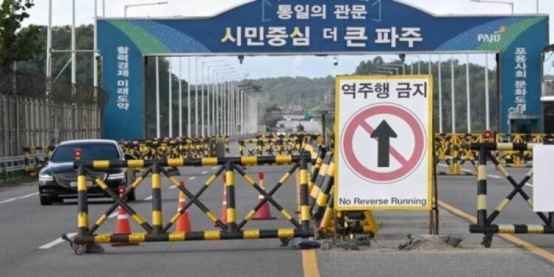 দক্ষিণ কোরিয়ার সঙ্গে সীমান্ত বন্ধ করছে উত্তর কোরিয়া॥