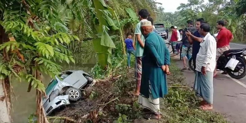 পিরোজপুরে প্রাইভেটকার খালে পড়ে ৩ শিশুসহ নিহত ৮॥