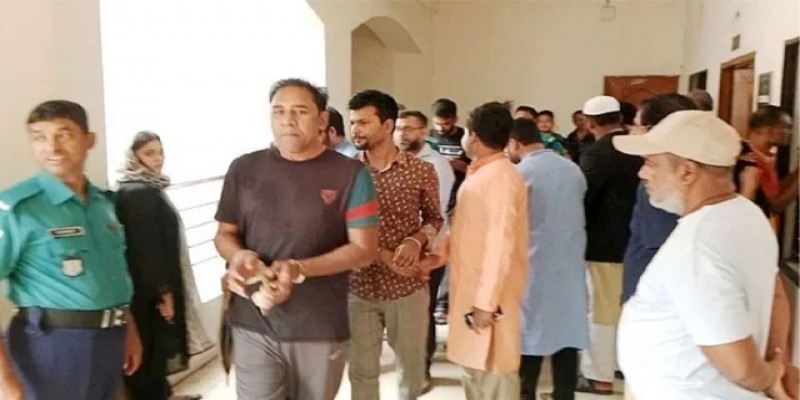 রাষ্ট্রদ্রোহ মামলায় পল্লী বিদ্যুতের ৬ কর্মকর্তা রিমান্ডে॥