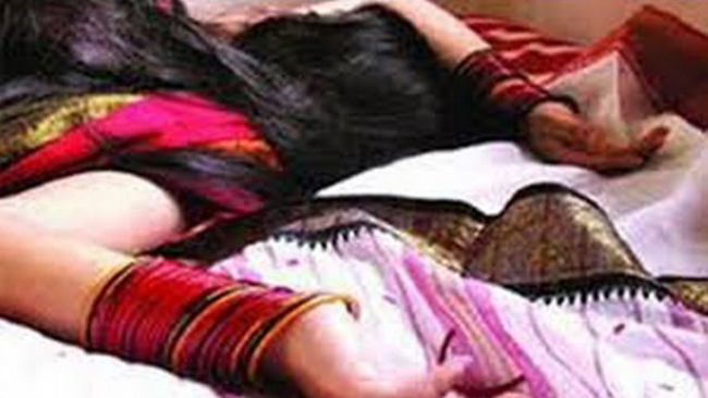 ভাবীকে ধর্ষণের চেষ্টা ।। ভাইয়ের হাতে ভাই খুন   
