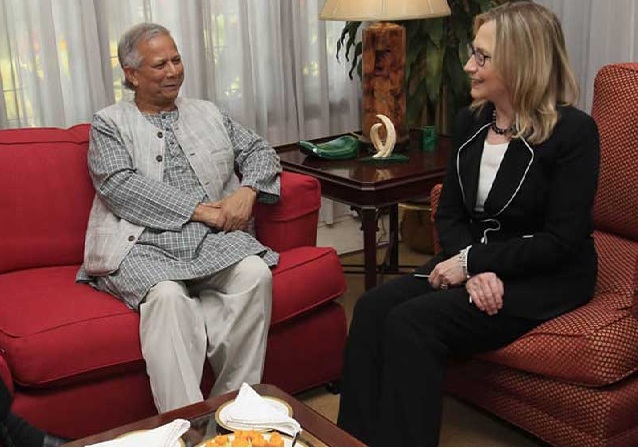 ড. ইউনুসকে রক্ষা করতেই হিলারি বাংলাদেশকে শাসানোর চেষ্টা করেন।। মার্কন ওয়েবসাইট দ্য ডেইলি কলারের মন্তব্য