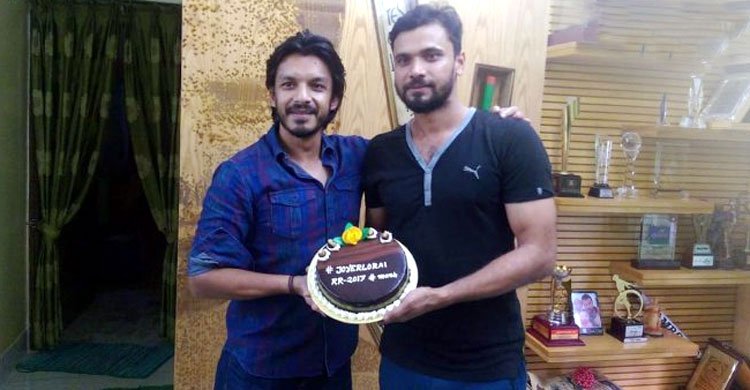 রংপুর রাইডার্সের অধিনায়ক মাশরাফি বিন মর্তুজা।।