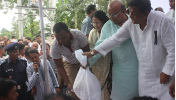 মির্জা ফখরুল মিথ্যা কঁথা বলেন,ঢাকায় বসে শুধু ফাঁকা আওয়াজ দেন।। মোফাজ্জল হোসেন চৌধুরী মায়া