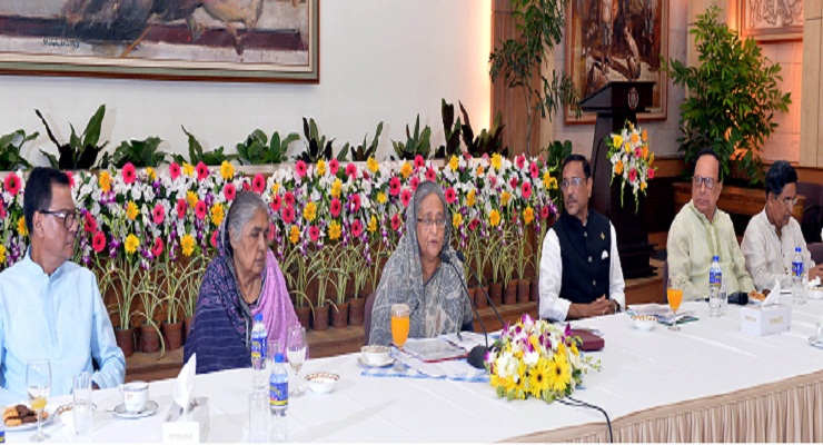 সংবিধানের ষোড়শ সংশোধনী বাতিলের রায়ের বিরুদ্ধে আইনি পথেই হাটবে সরকার