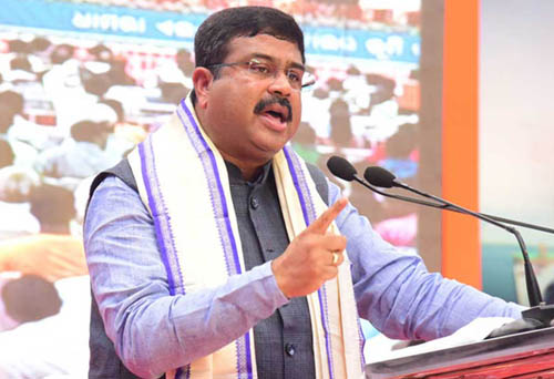 চট্টগ্রাম থেকে পাইপলাইনের মাধ্যমে ভারতের ত্রিপুরায় গ্যাস সরবরাহ করা হবে।।ভারতীয় পেট্রোলিয়াম ধর্মেন্দ্র প্রধান