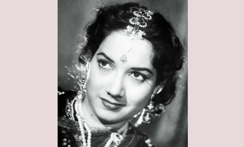 বাবুজি ধীরে চলনা খ্যাত অভিনেত্রী শাকিলা আর নেয়।।