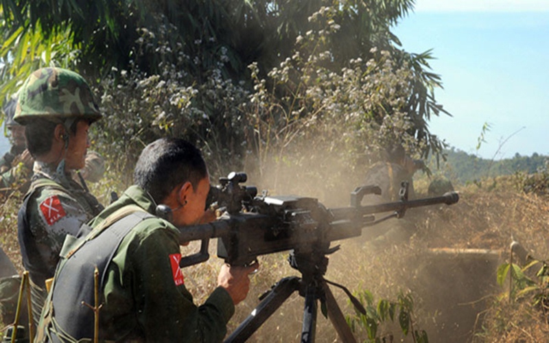 রোহিঙ্গা গণহত্যায় মিয়ানমারকে অস্ত্রের যোগান দিচ্ছে ইসরায়েল।