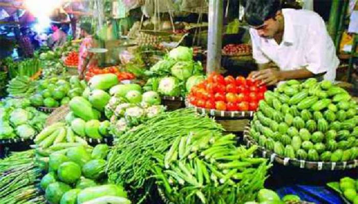 রাজধানীর বিভিন্ন কাঁচাবাজারে সবজির দামে উর্ধগতি, অতিবৃষ্টিকে দুষলেন ক্রেতা-বিক্রেতারা....