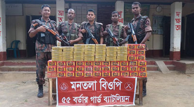 মাধবপুরে ৫ হাজার আতশবাজি ও মদ জব্দ      