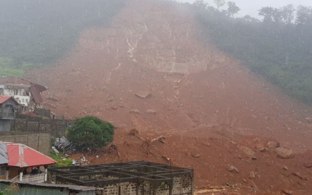 আফ্রিকার সিয়েরা লিওনে পাহাড়ধসে নিহত দুই শতাধিক মানুষ নিহত   