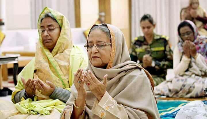 বিশ্ব ইজতেমার আখেরি মোনাজাতে অংশ নিলেন প্রধানমন্ত্রী শেখ হাসিনা।।