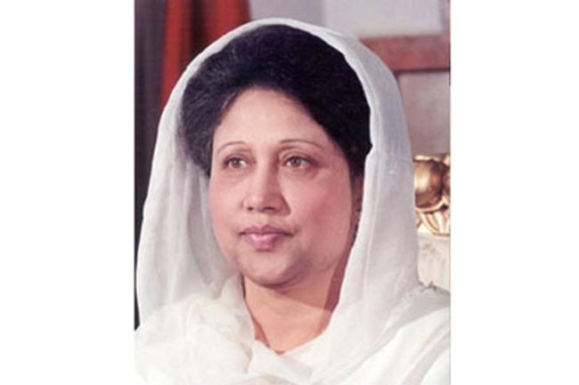 চুড়ান্ত সিদ্ধান্তের আগে গুরুত্বপূর্ণ তিন নেতাকে লন্ডনে ডেকেছেন খালেদা জিয়া