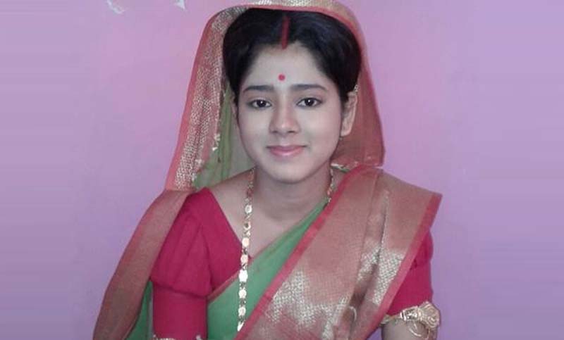 অভিনয় করেই পুরো সংসার চালায় আজকের (রানি রাসমণি) ১৫ বছরের দিতিপ্রিয়া।।