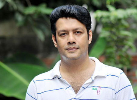 আওয়ামী লীগের নেতা হলেন জনপ্রিয় সংগীতশিল্পী এসডি রুবেল।