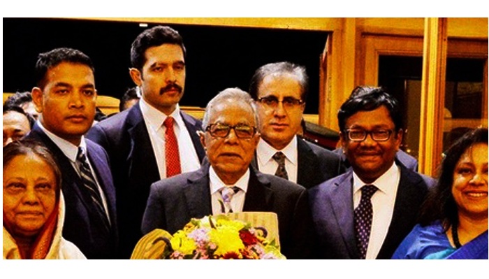 জেরুজালেম সংকট নিয়ে ডাকা ওআইসি সম্মেলনে পৌঁছেছেন রাষ্ট্রপতি আবদুল হামিদ।।