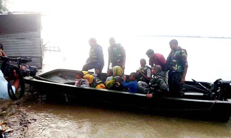 দিনাজপুরে বন্যায় নিখোঁজ আরও তিনজনের মরদেহ উদ্ধার।।   