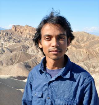 যুক্তরাষ্ট্রে দুর্বিত্তের গুলিতে বাংলাদেশি মেধাবী ছাত্র এম হাসান রহমান খুন।।   