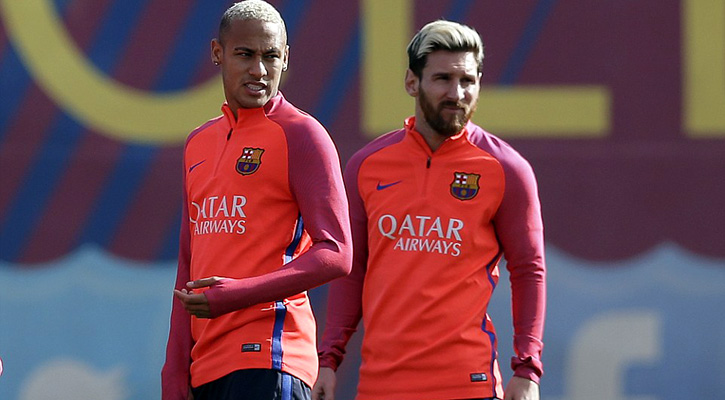 বর্ষসেরা ফুটবলার’ শিরোপার লড়াইয়ে রোনালদো-মেসিকে পেছনে ফেললেন নেইমার।   