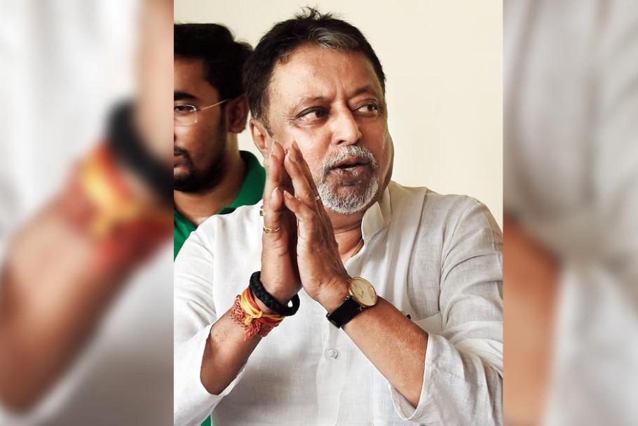 দল বদলের সিদ্ধান্ত পাকা, বিজেপিতেই যাচ্ছেন পশ্চিমবাংলার দাপুটে তৃণমুলনেতা মুকুল রায়   