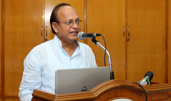 জলবায়ুর প্রভাব মোকাবেলায় সকলকে এগিয়ে আসার আহ্বান জানালেন বনমন্ত্রী   