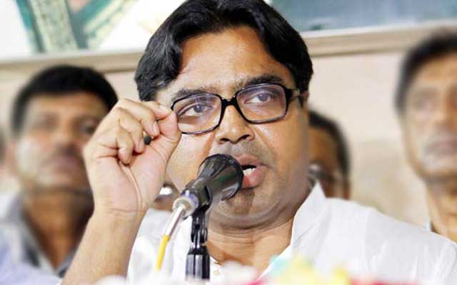 চিকুনগুনিয়া প্রতিরোধে রাজধানীর ড্রেনে গুলোতে ছাড়া হচ্ছে গাপ্পি মাছ।।ঢাকা দক্ষিনের মেয়র   