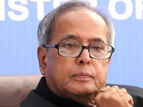 আশ্রয়নেয়া রোহিঙ্গাদের ক্যাম্প পরিদর্শন করতে আগ্রহী ভারতের সাবেক রাষ্ট্রপতি প্রণব মুখার্জি।         