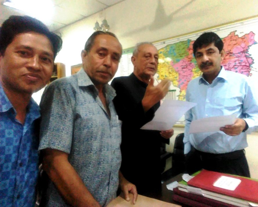 সুনামগঞ্জে ফসল রক্ষা বাধঁ নির্মাণ যথাসময়ে সম্পন্ন ও সড়ক মেরামতের দাবিতে সুজনের স্মারকলিপি