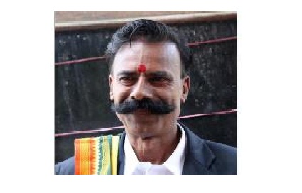 ভারতের তামিলনাড়ুতে প্রয়াত জয়ললিতার আসনে লড়ছেন ১৮৩ বার পরাজিত প্রার্থী পদ্মরাজন।।   