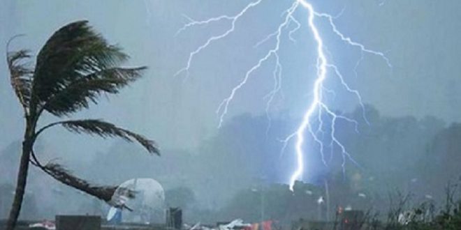 বজ্রপাতের আগাম সংকেত জানাবে আবহাওয়া অফিস।।   