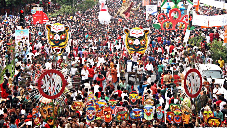 যশোরে শুরু হওয়া সেই ‘মঙ্গল শোভাযাত্রা’ এখন সারাদেশে সমাদৃত।।