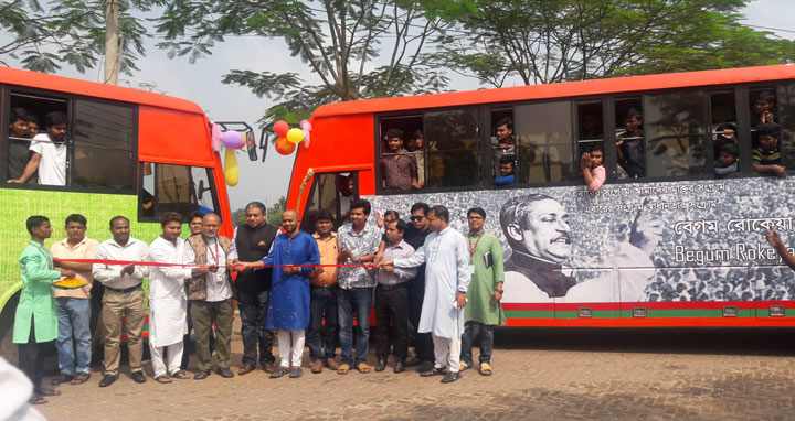 ব্যক্তিগত উদ্দ্যোগে বেগম রোকেয়া বিশ্ববিদ্যালয়ের শিক্ষার্থীদের জন্য দুটি অত্যাধুনিক বাস উদ্বোধন।।   