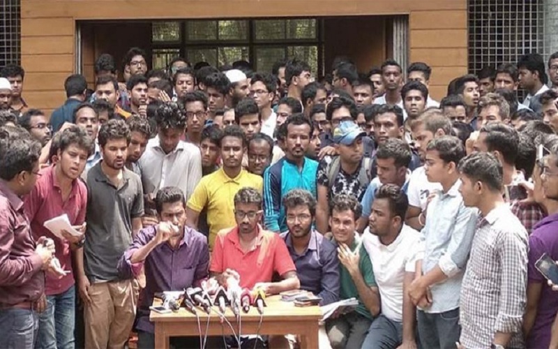 কৃষিমন্ত্রী মতিয়া চৌধুরীকে আল্টিমেটাম।।ক্ষমা না চাইলে সারা দেশে অবরোধ