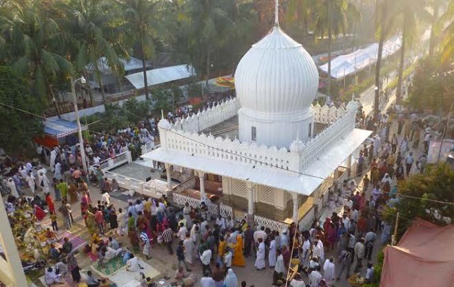 লালন শাহের ১২৭তম তিরোধান দিবস উপলক্ষে আগামীকাল থেকে কুষ্টিয়ায় স্মরণোৎসব শুরু।।