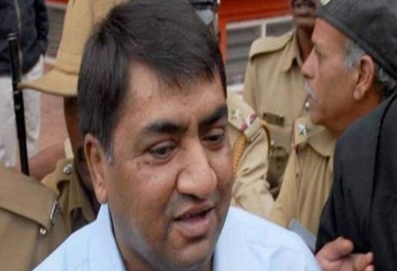 গুজরাটে ‘মহাচোর’ বিজেপিকে হারাতে চোর কংগ্রেসকে সমর্থনে প্রস্তুত : হার্দিক পটেল   