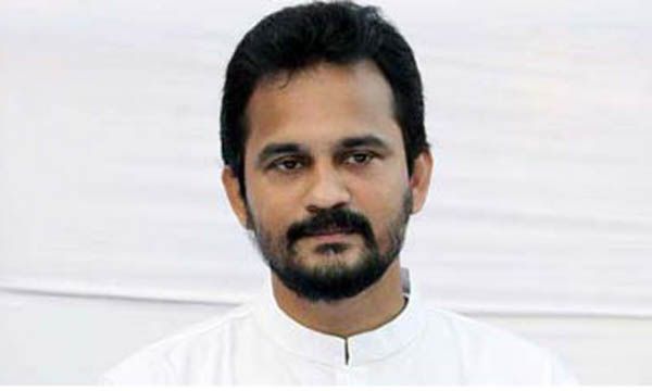 আত্মসমর্পণ করে জামিন পেলেন গণজাগরণ মঞ্চের মুখপাত্র ইমরান এইচ সরকার