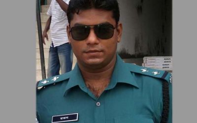 আলোচিত শ্লীলতাহানির ঘটনায় এসআই রতনের বিরুদ্ধে গ্রেপ্তারি পরোয়ানা জারি আদালতের ।।