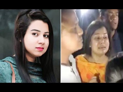 ছাত্রলীগ সভাপতি ইশাকে হেনস্তায় সুফিয়া কামাল হলের ২৫ ছাত্রীকে কারণ দর্শানোর নোটিশ।।      