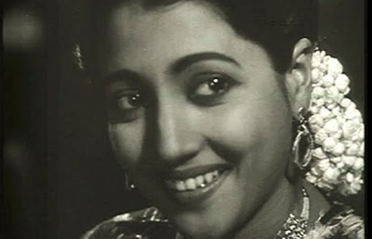 মহানায়িকা সুচিত্রা সেনের জন্মদিন আজ ।।