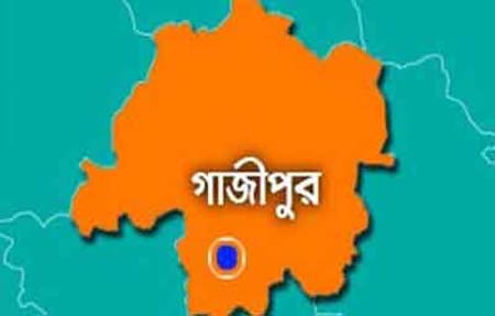 গাজীপুরে পুলিশের কাছে নারী শ্রমিক নেতাকে আটক....