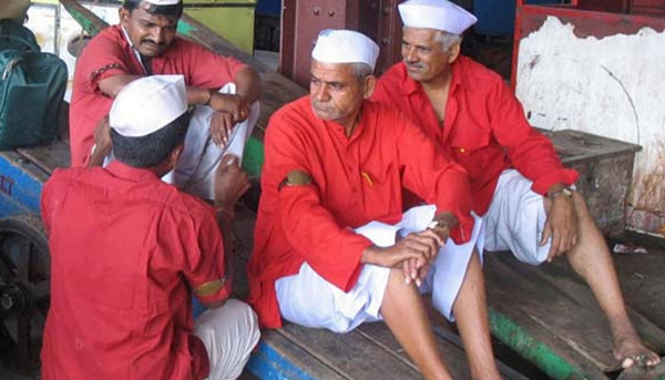 ভারতে কুলির পদে চাকুরির আবেদন করলেন গ্র্যাজুয়েট ও এম ফিল ডিগ্রিধারীরা.....
