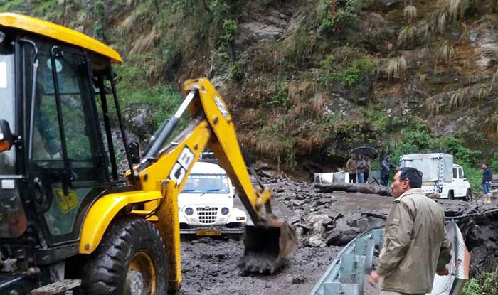 ভারতের উত্তরাখণ্ডে টানা বৃষ্টি ও ভূমি ধসে নিহত ৩০
