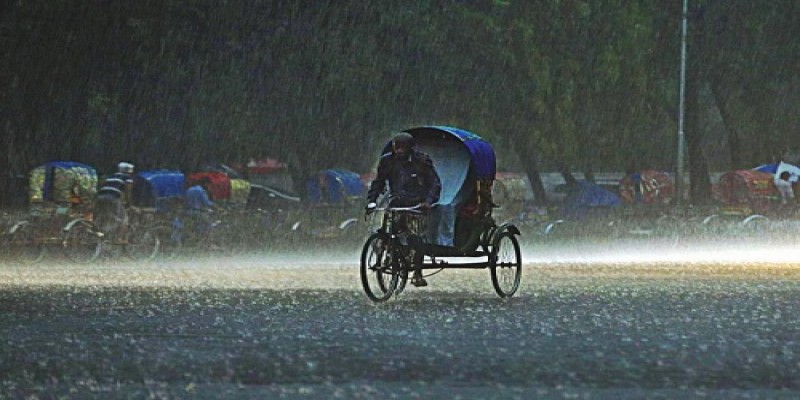 বন্দরনগরী চট্টগ্রামে একদিনেই ২৩৯ মিলিমিটার বৃষ্টিপাত।।