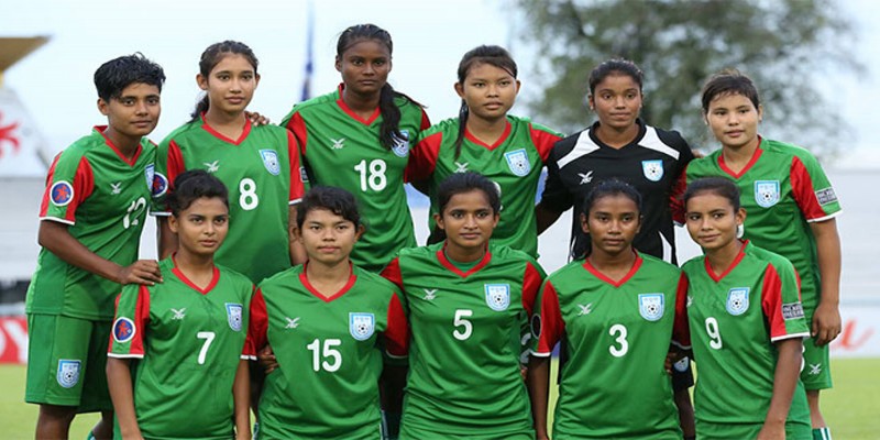 গ্রুপ চ্যাম্পিয়ন হওয়ায় বাংলাদেশ নারী ফুটবল দলকে প্রধানমন্ত্রীর অভিনন্দন