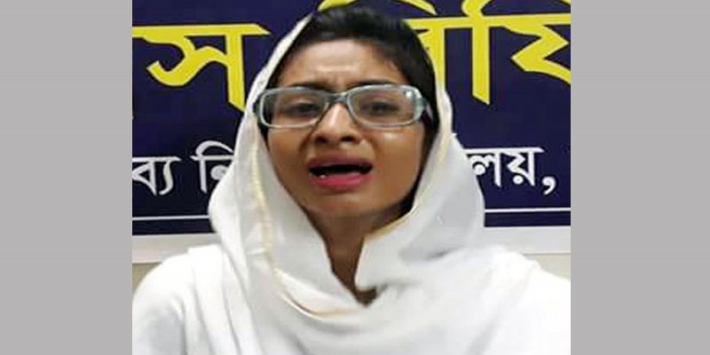 কক্সবাজার বিমানবন্দর থেকে ইয়াবাসহ আটক মডেল স্বপ্না ।।n