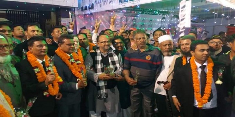 খুলনা আইনজীবী সমিতি নির্বাচনে বিএনপিপন্থিদের নিরঙ্কুশ জয়   