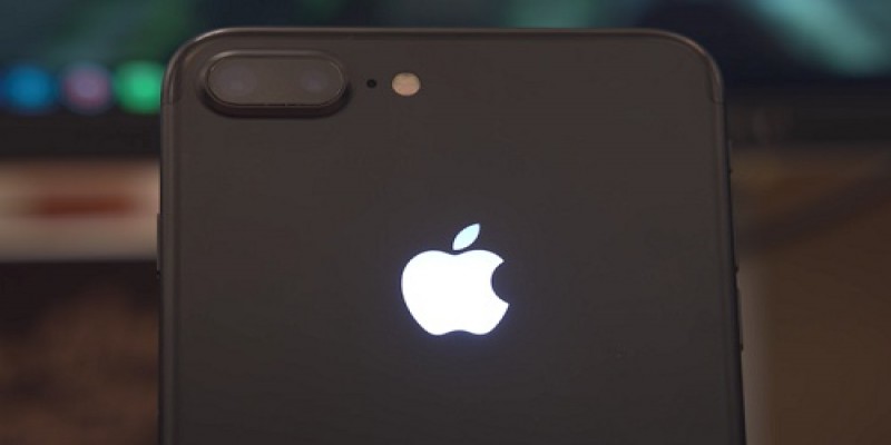 অ্যাপেল'র ফোনে পর্নোগ্রাফি দেখা বন্ধ   