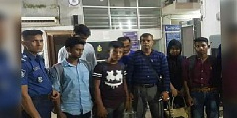 রাজধানীতে ৫৬টি বাংলাদেশি পাসপোর্টসহ ২৪ রোহিঙ্গা আটক॥