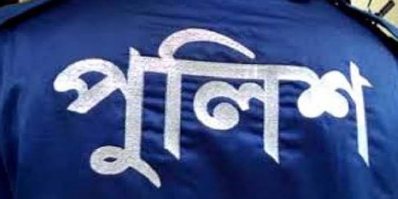 কিশোগঞ্জে হ্যান্ডকাপসহ আসামী পালানোয় ৫ পুলিশ সাময়িক বরখাস্ত॥