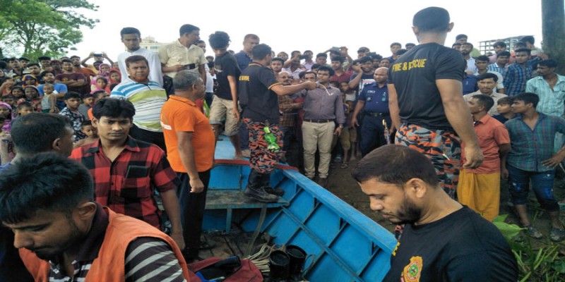 সাভারে নিখোঁজ ৩ কলেজছাত্রের মধ্যে ২ জনের মৃতদেহ উদ্ধার॥